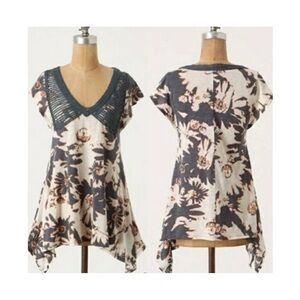 Anthropologie C Keer Handkerchief Silene Hem Floral Top